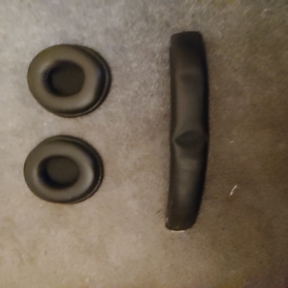 Replacement parts for missing /damaged headphones​